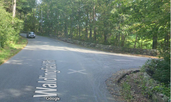 Figure of Goodhue Street at Waldingfield Road intersection in Ipswich Figure of Goodhue Street at Waldingfield Road intersection in Ipswich